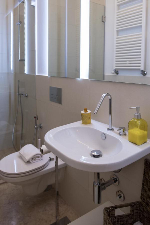 Boutique Rentals-Flores Chic In Historical Center Porto Eksteriør billede